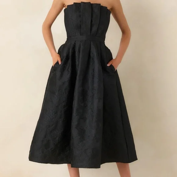 THE GENEVIEVE BLACK JACQUARD DRESS - Picture 5 of 6